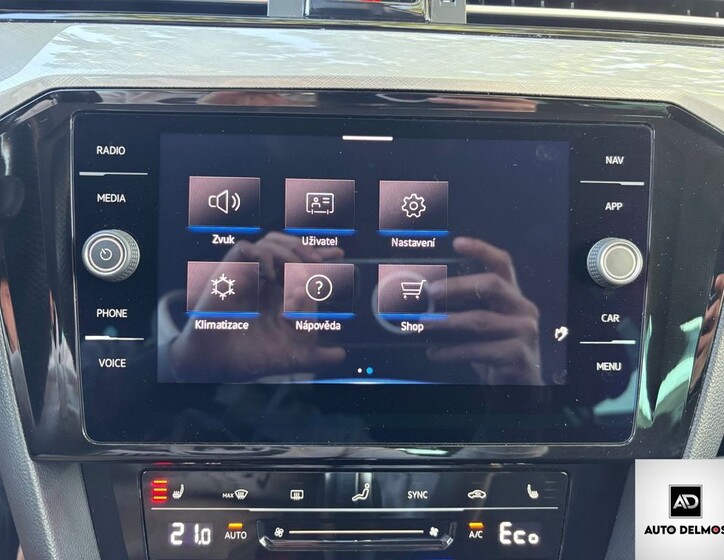 Volkswagen Passat 52