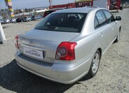 Toyota Avensis 6