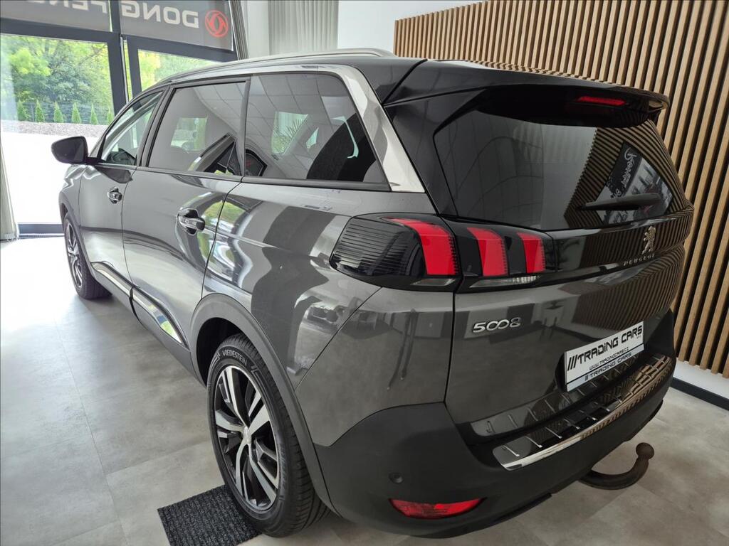 Peugeot 5008 7