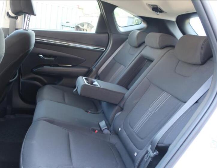 Hyundai Tucson 13