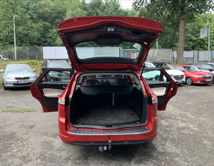 Ford Mondeo 19