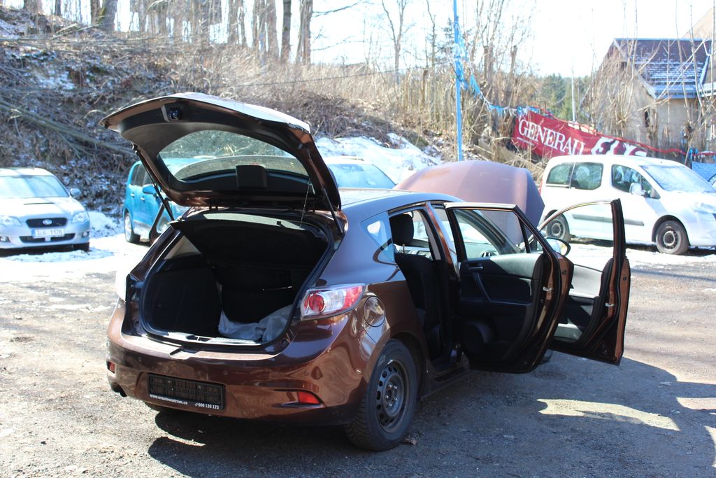 Mazda 3