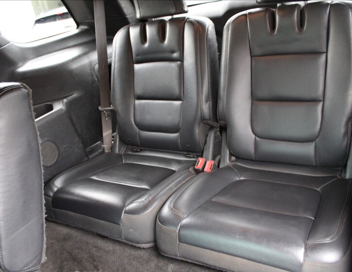 Ford Explorer 21