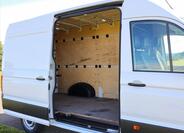 Volkswagen Crafter 12