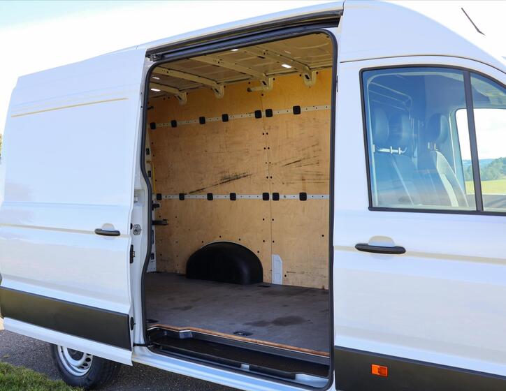 Volkswagen Crafter 12