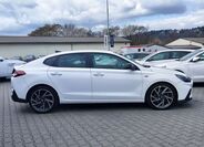 Hyundai i30 4