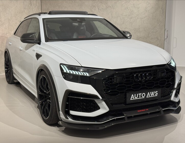 Audi RS Q8 3