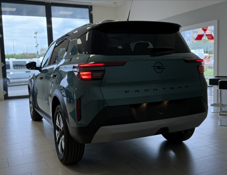 Opel Frontera 4