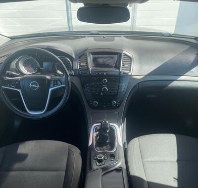 Opel Insignia 13