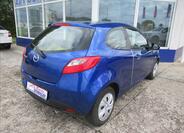 Mazda 2 4