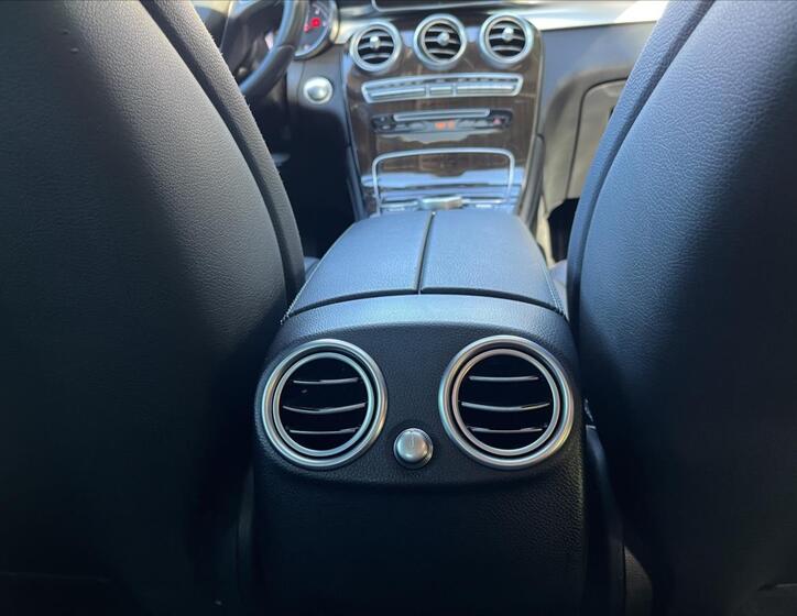 Mercedes-Benz GLC 25
