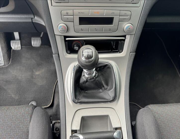 Ford S-MAX 17