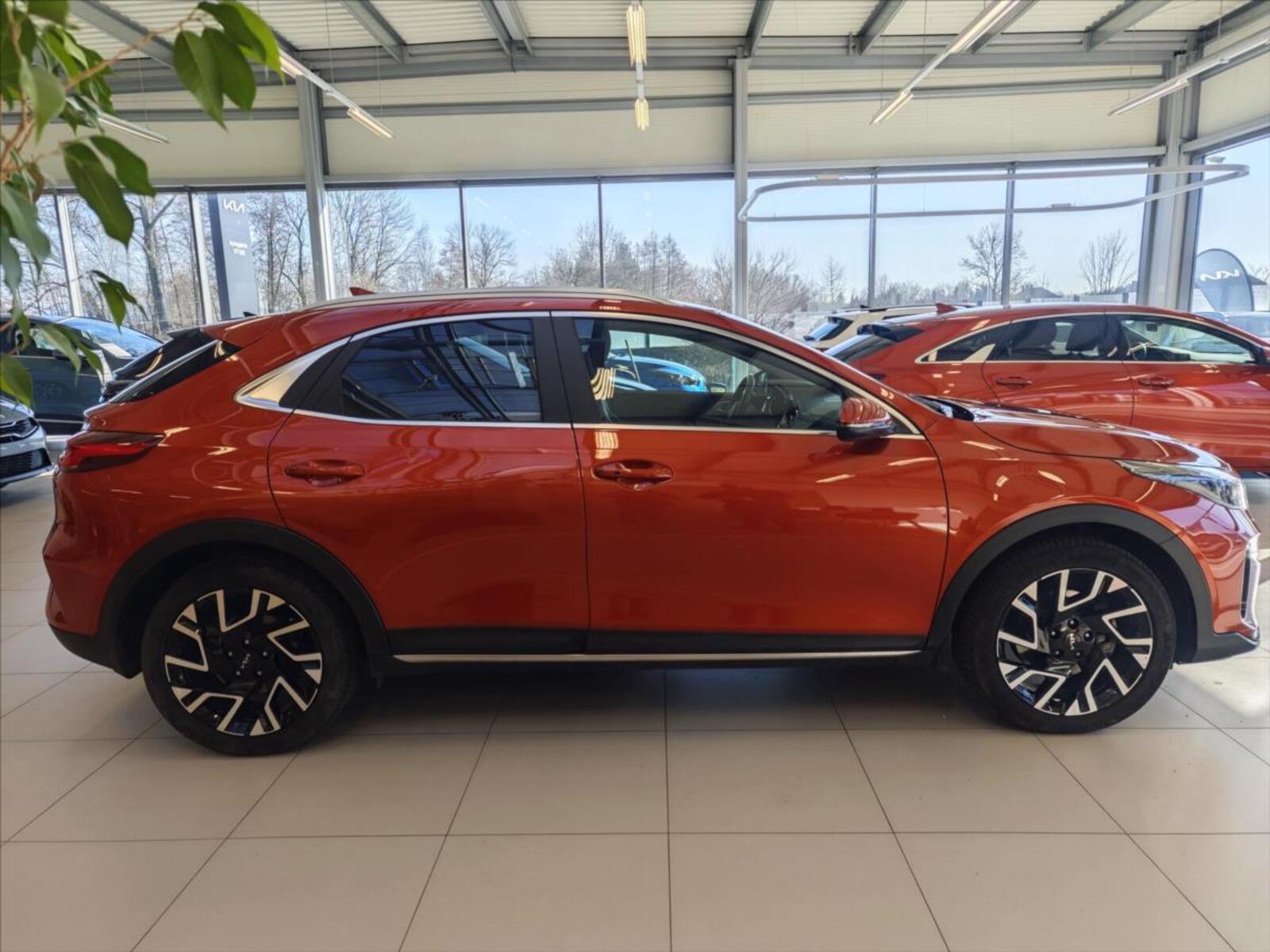 KIA XCeed 6