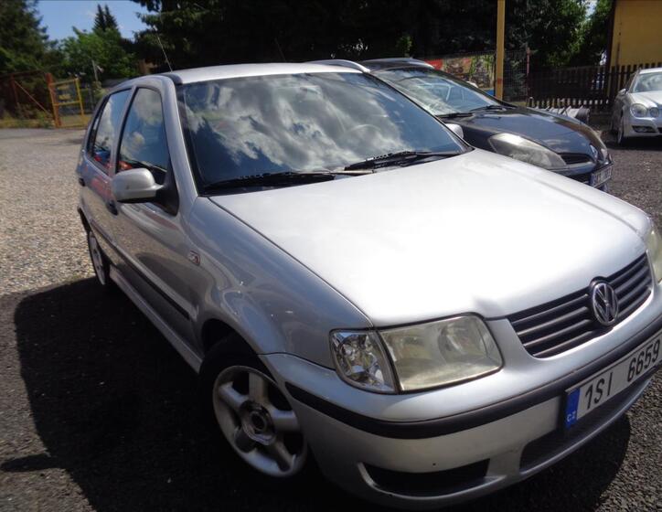 Volkswagen Polo 1