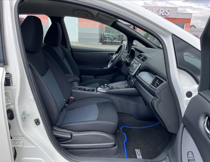 Nissan Leaf 21