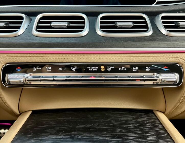 Mercedes-Benz GLS 29