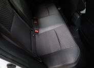 Toyota Yaris 12