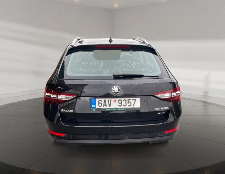 Škoda Superb 5