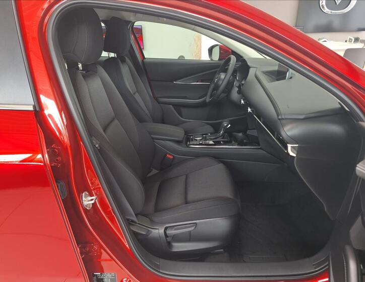 Mazda CX-30 6