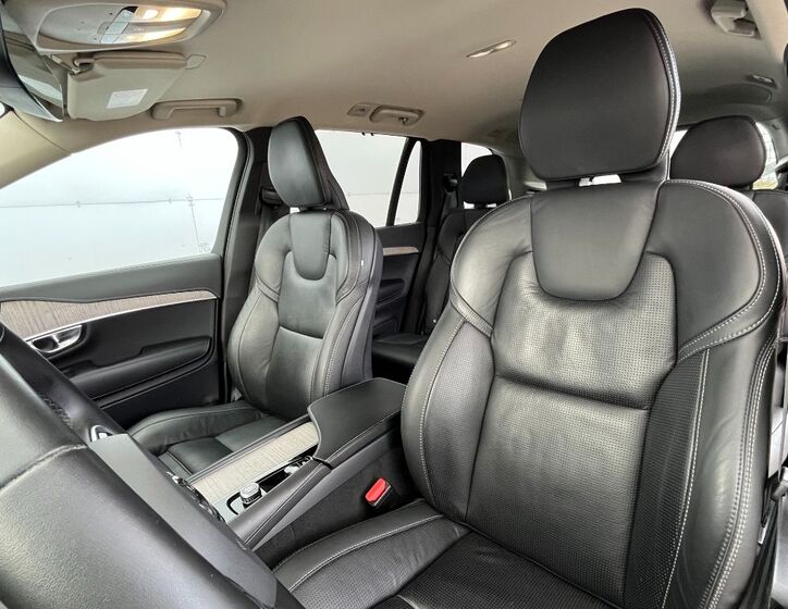 Volvo XC90 20