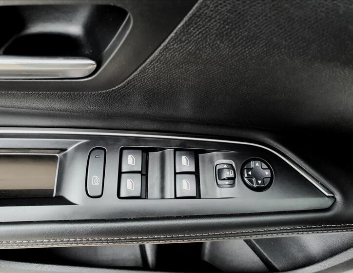 Peugeot 5008 39