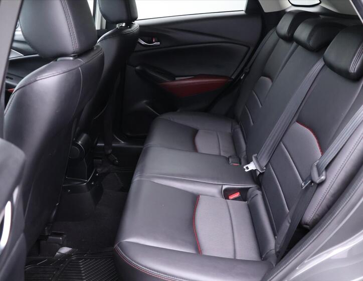 Mazda CX-3 14