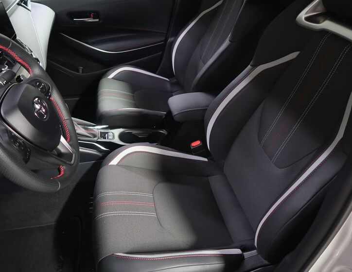 Toyota Corolla 9