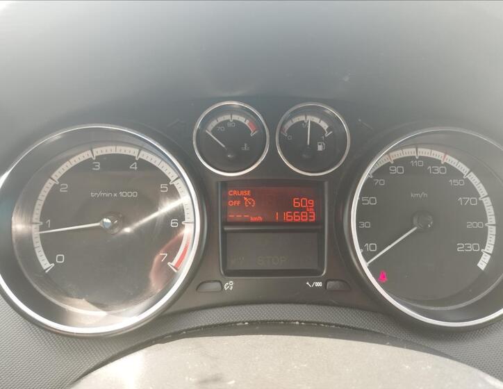 Peugeot 308 11