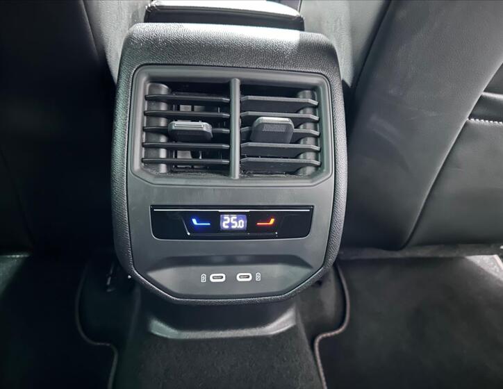 Cupra Formentor 19