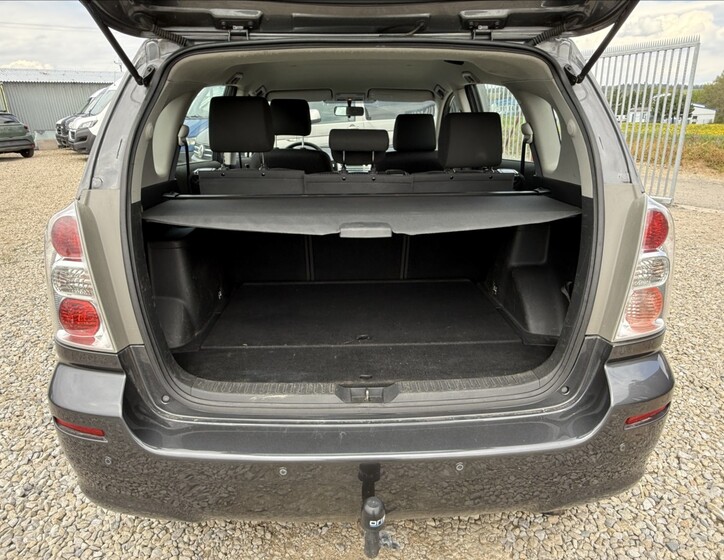 Toyota Corolla 19