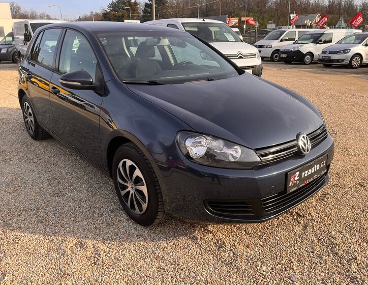 Volkswagen Golf 9