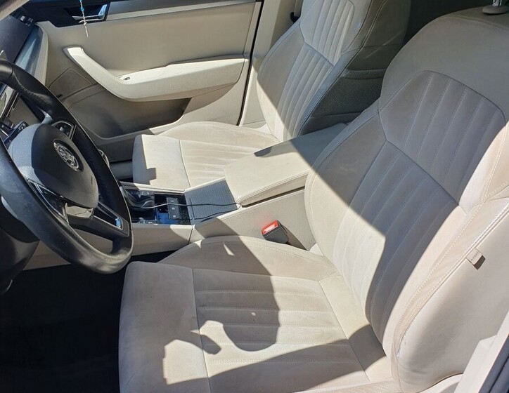 Škoda Superb 13