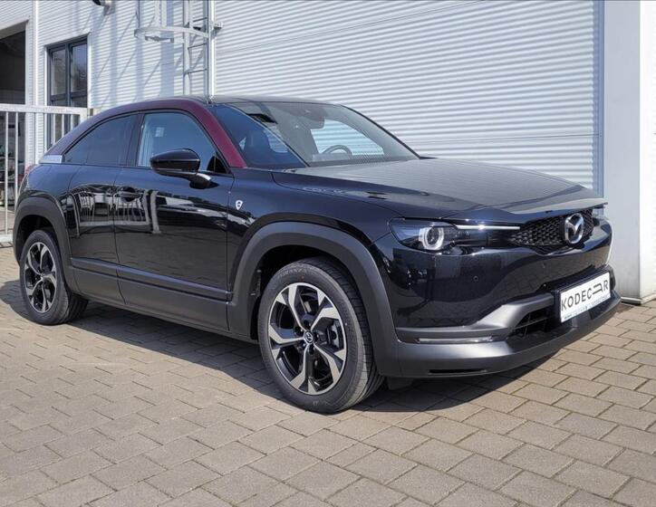 Mazda MX-30 1