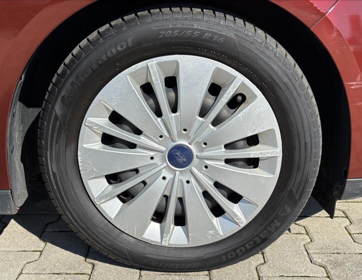 Ford C-MAX 10
