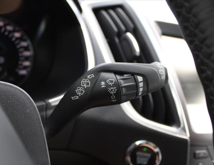 Ford S-MAX 19