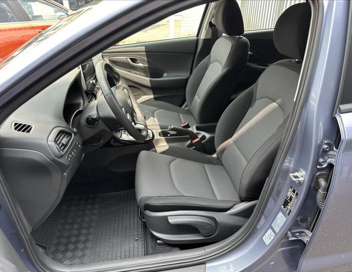 Hyundai i30 17