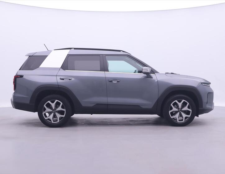 SsangYong Torres 8