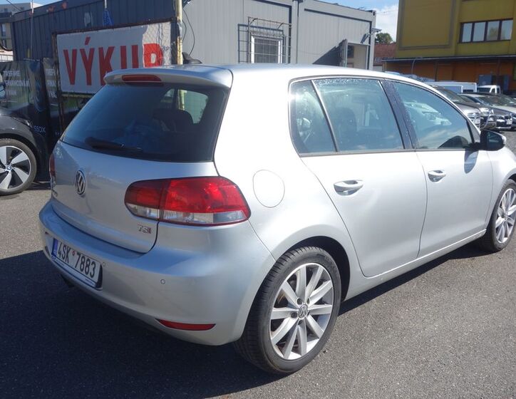 Volkswagen Golf 27