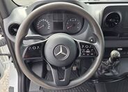 Mercedes-Benz Sprinter 11