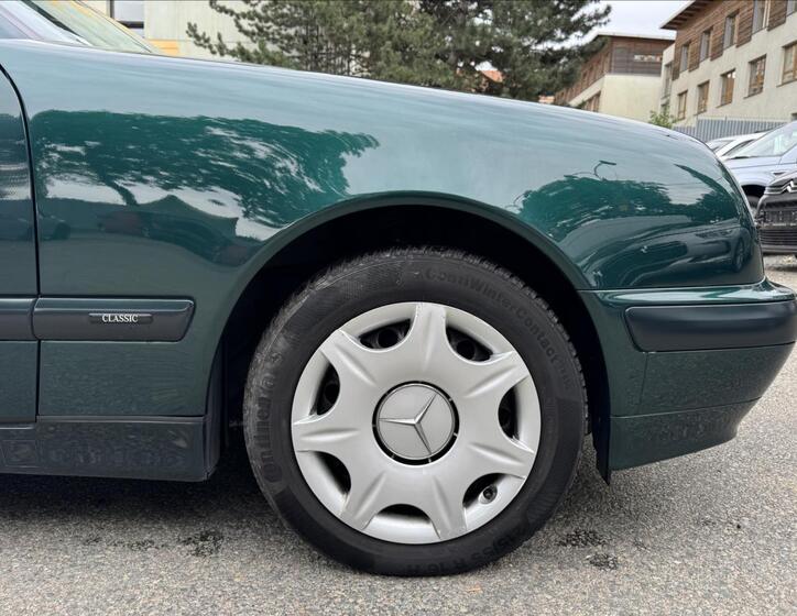 Mercedes-Benz Třídy E 16