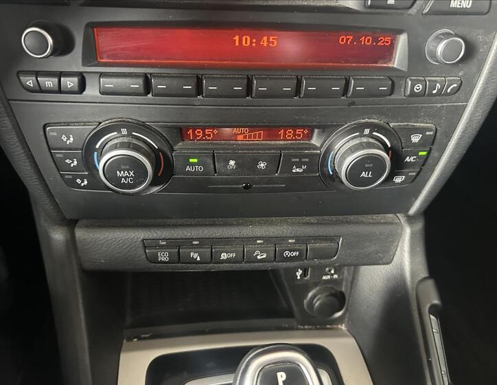 BMW X1 21