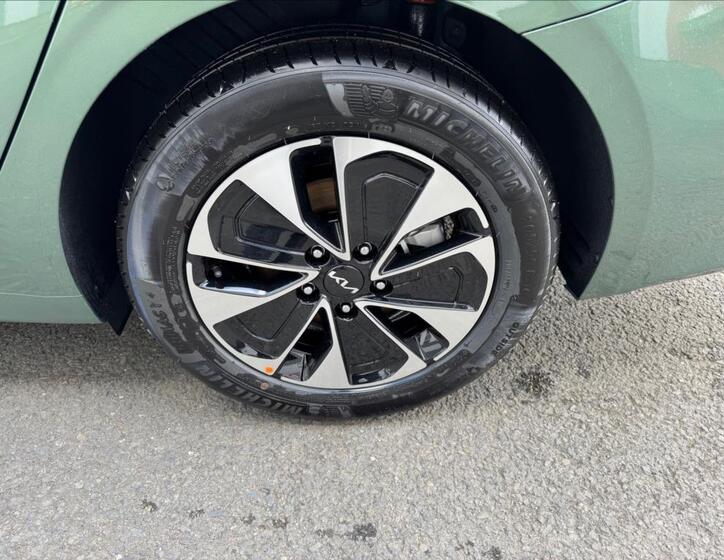 KIA Ceed 9