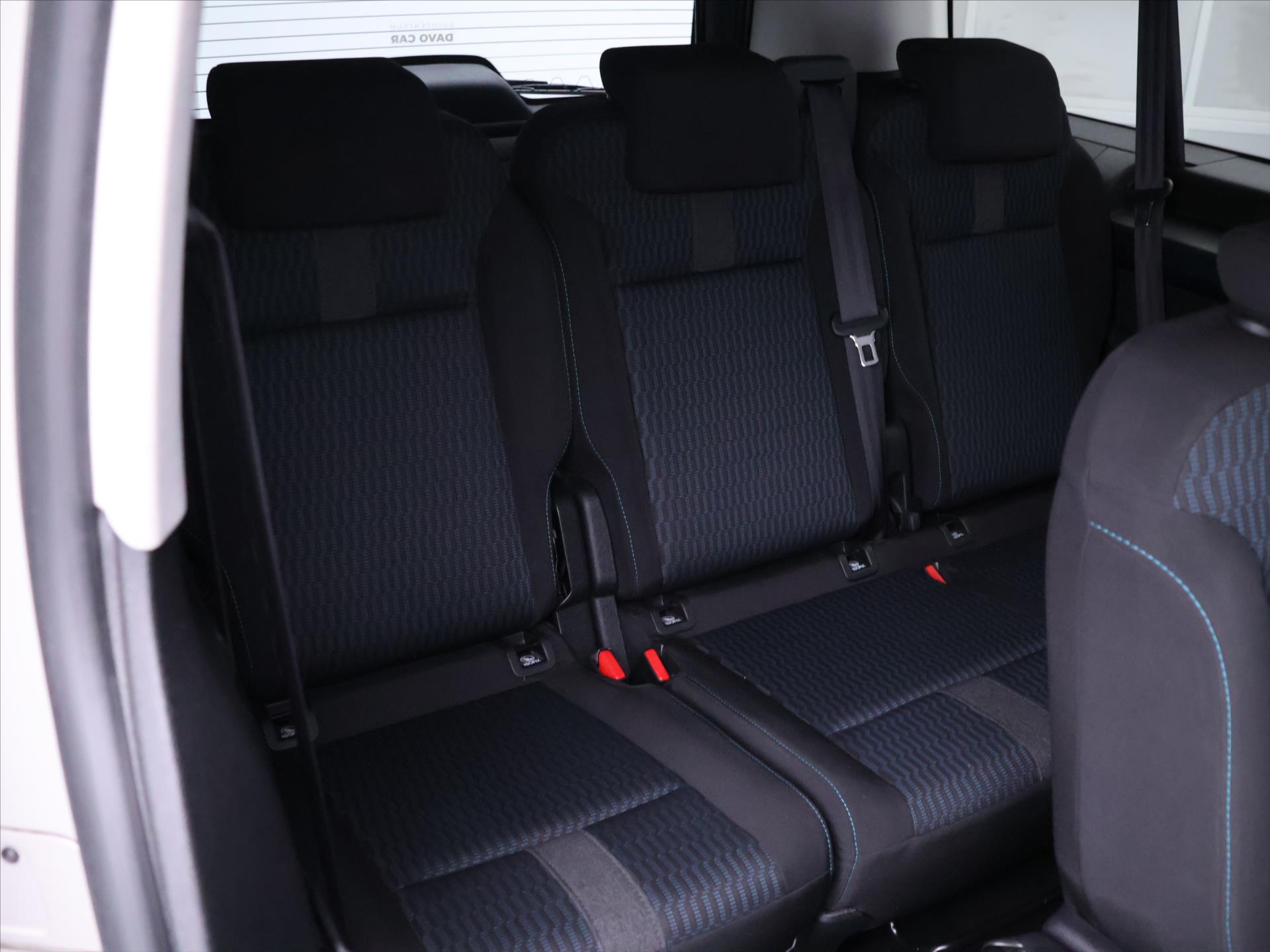 Peugeot Traveller