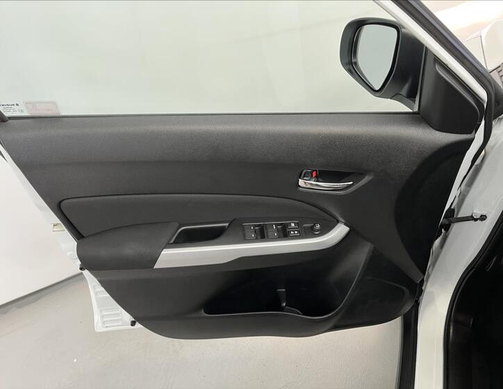 Suzuki Vitara 22