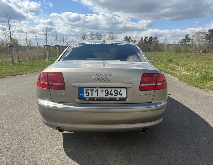 Audi A8 4