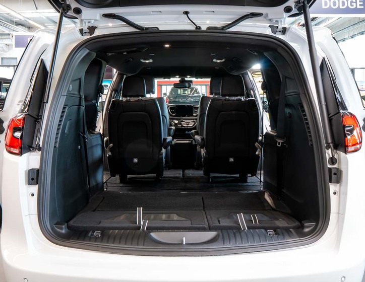 Chrysler Pacifica 7