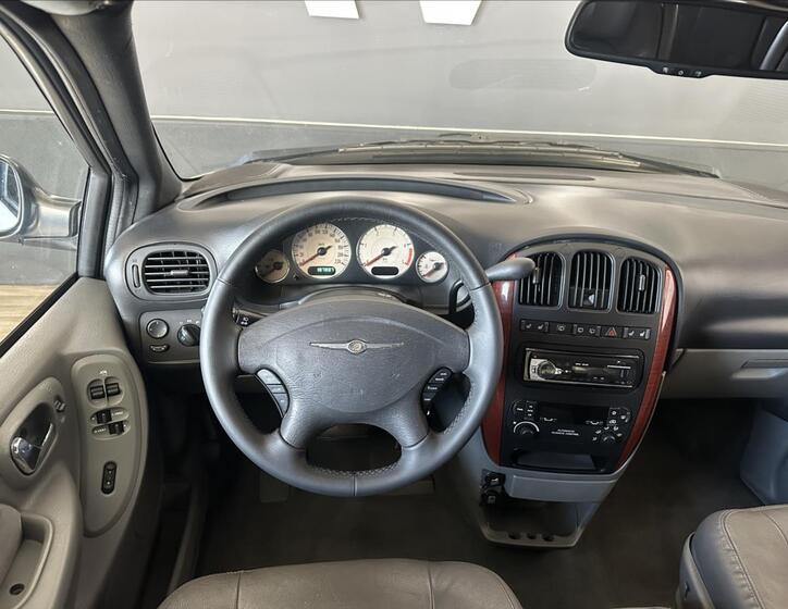 Chrysler Grand Voyager 23