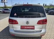 Volkswagen Touran 5