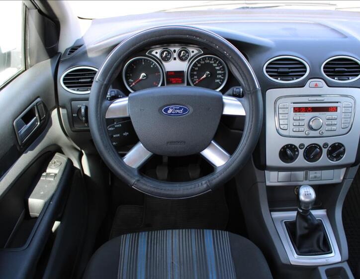 Ford Focus 12