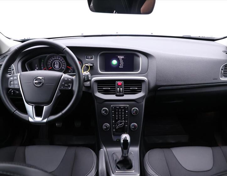 Volvo V40 29